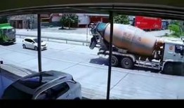 超级碰撞免费视频在线观看,免费观看超级碰撞震撼视频